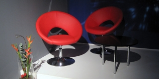 Dynamic Group, spol. s r.o. - Kreslá Swan a Capital Lounger na výstave Cebit v Hannoveri