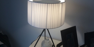 Štýlová lampa TRIPOD G-6 TABLE